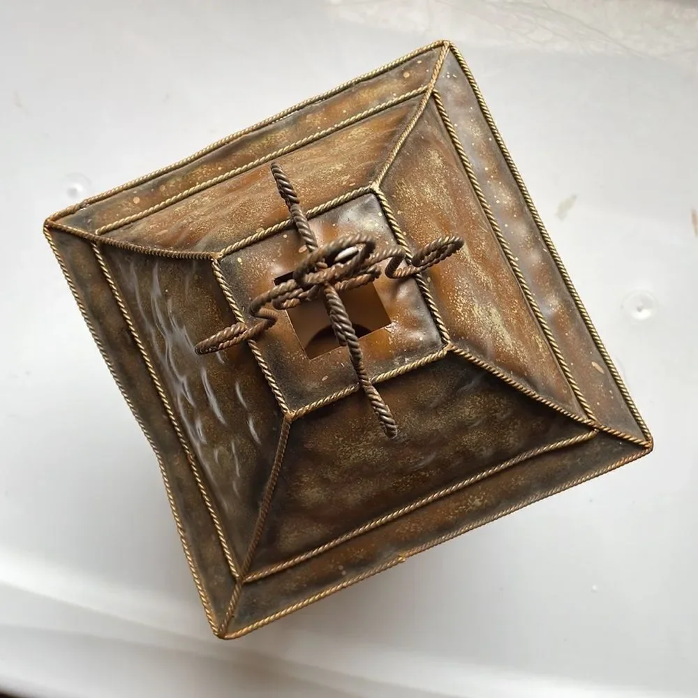 Vintage look Autumn Fall leave &‎ acorns tin metal lantern look candle holder